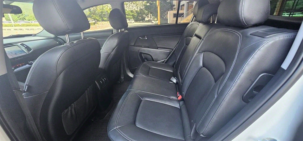 KIA Sportage - Vista 11