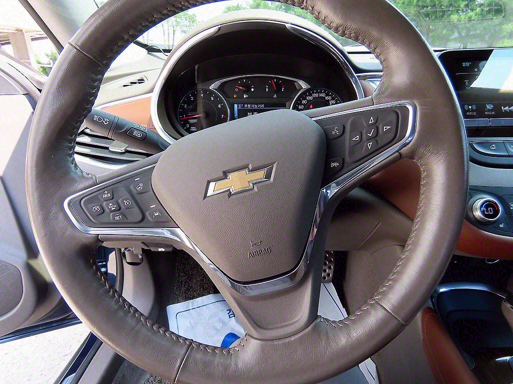 Chevrolet Malibu - Vista 8