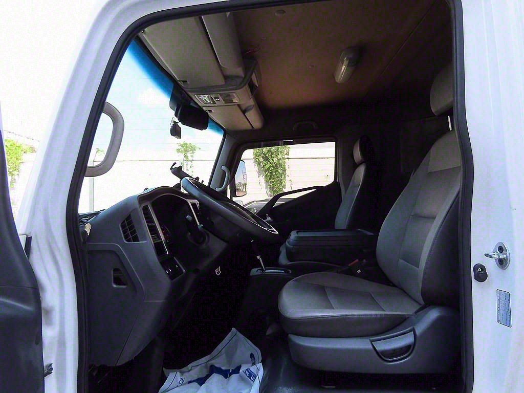 medium and large cargo Cargo - Vista 7