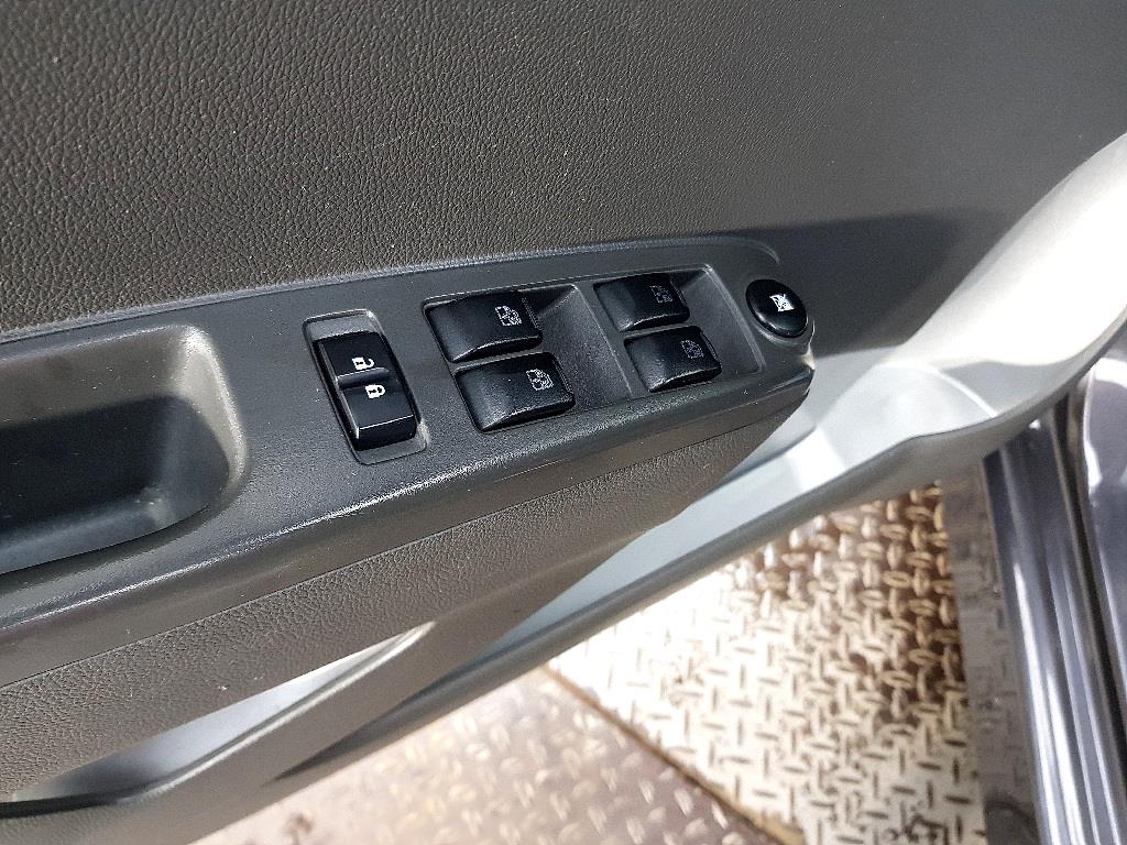 Chevrolet Spark - Vista 11