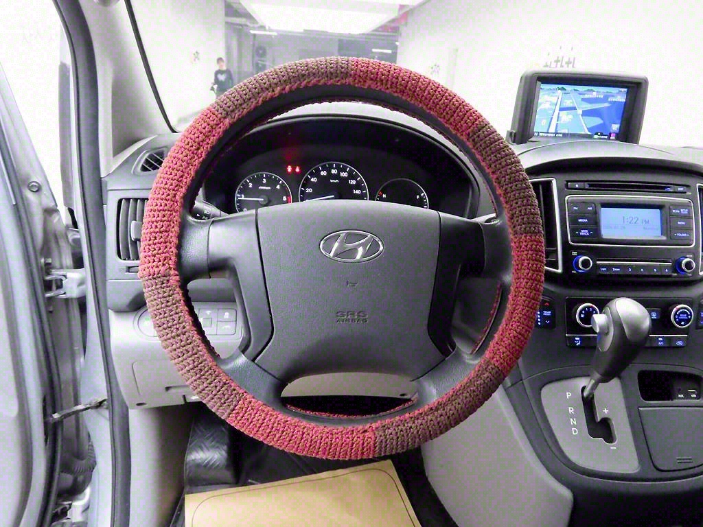 HYUNDAI Starex - Vista 8