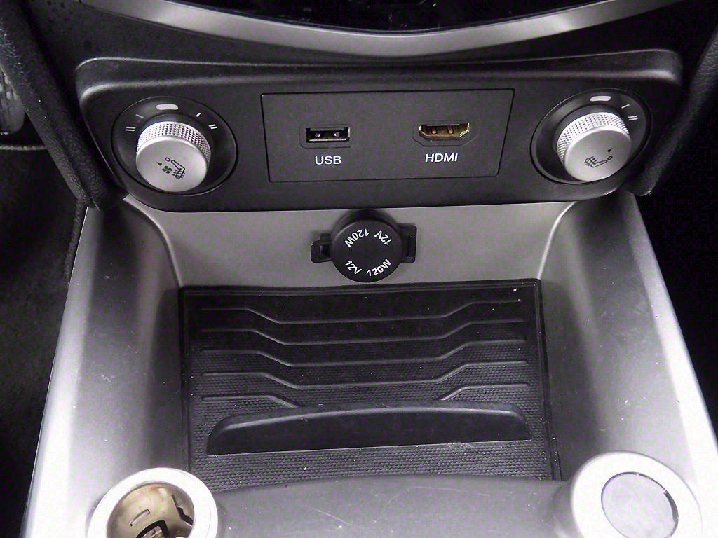 Ssangyong Tivoli 2015 Blanco - Importación desde Corea - HF Imports Iquique - Foto 15