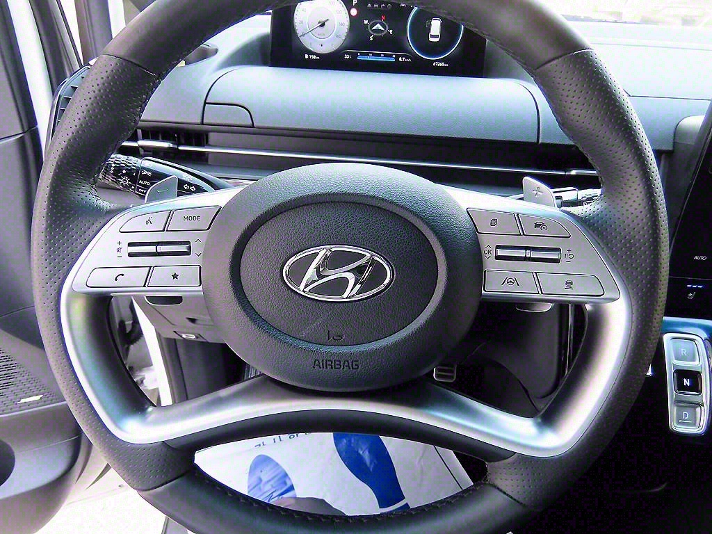 HYUNDAI Staria - Vista 10