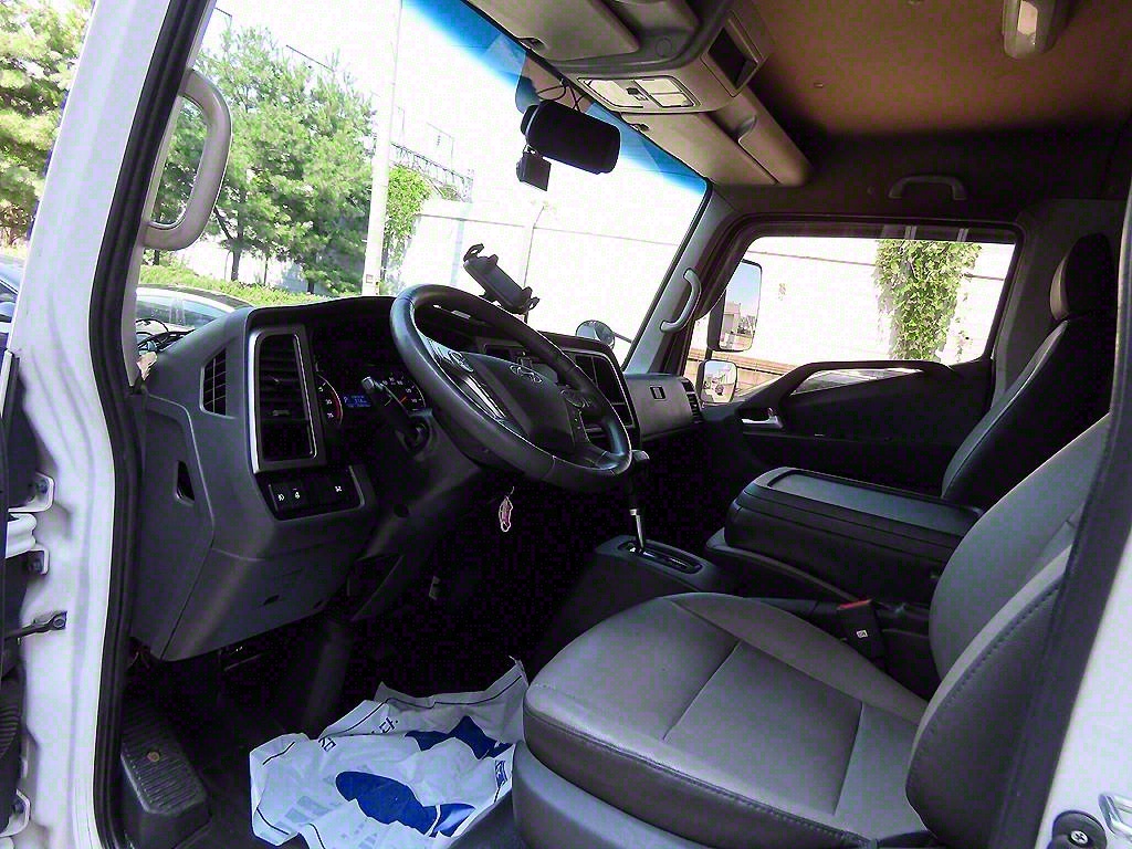 medium and large cargo Cargo - Vista 8