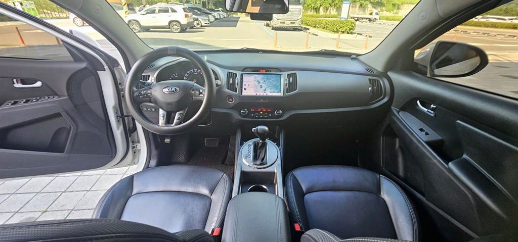 KIA Sportage - Vista 9