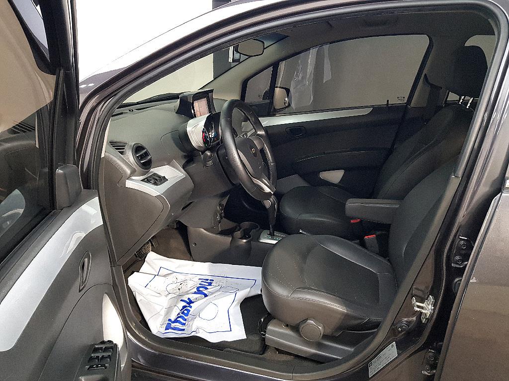 Chevrolet Spark - Vista 8