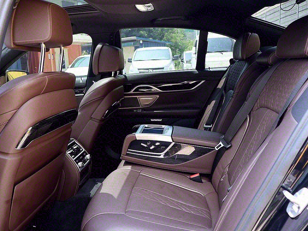 BMW 7 Series 2018 Negro - Importación desde Corea - HF Imports Iquique - Foto 12