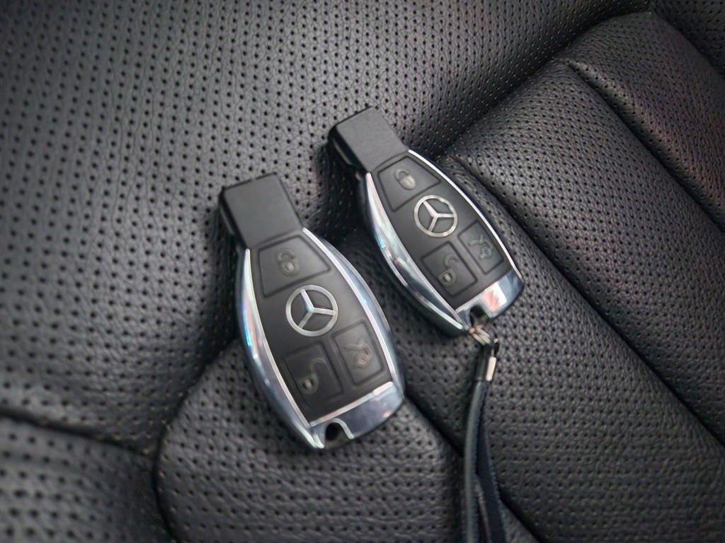 Mercedes Benz CLS Class 2012 Plateado - Importación desde Corea - HF Imports Iquique - Foto 17