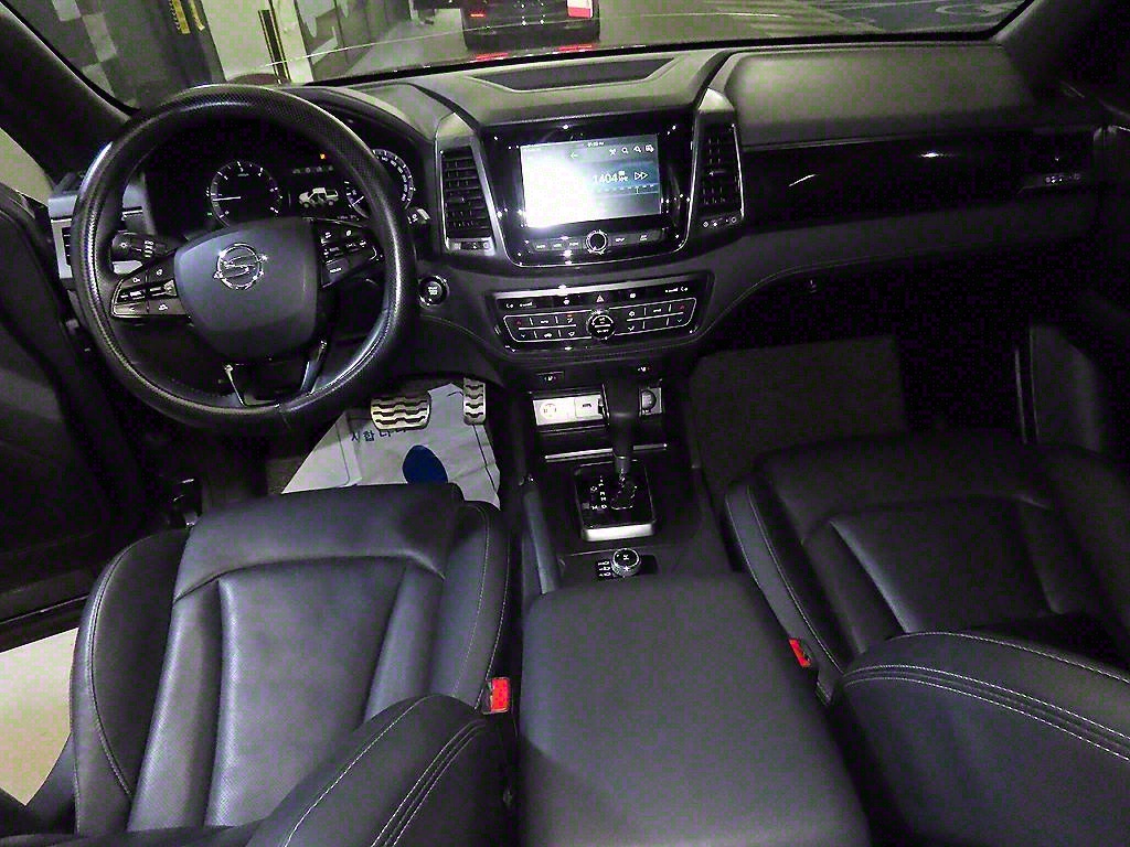 Ssangyong Rexton - Vista 10