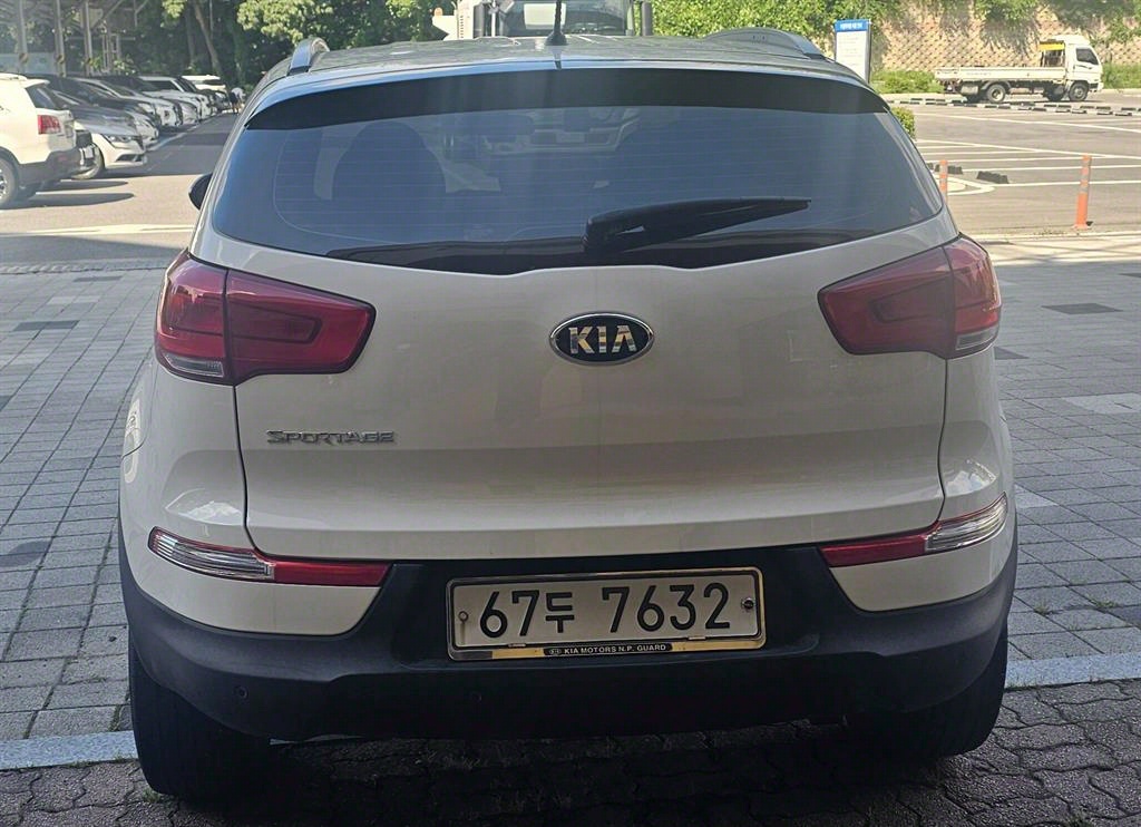 KIA Sportage - Vista 4