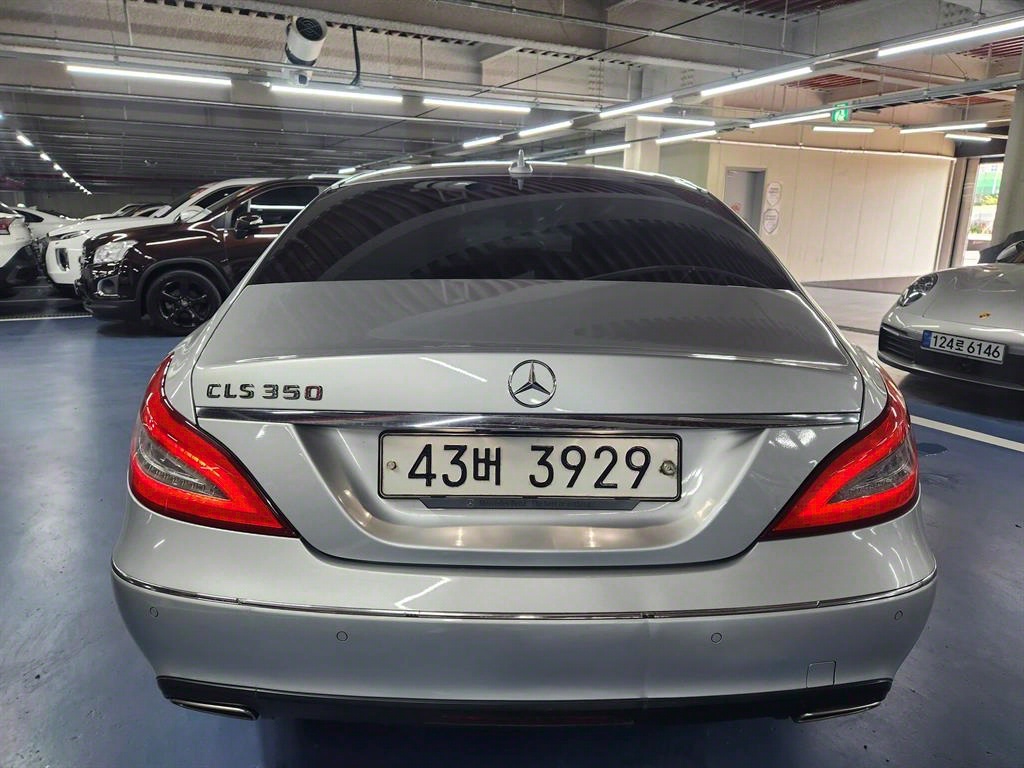 Mercedes Benz CLS Class - Vista 4