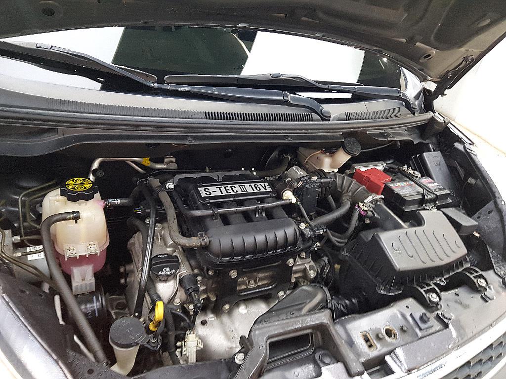 Chevrolet Spark - Vista 6