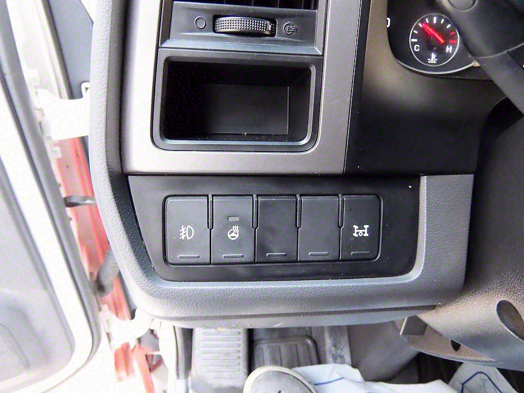 medium and large cargo Cargo 2020 Blanco - Importación desde Corea - HF Imports Iquique - Foto 13