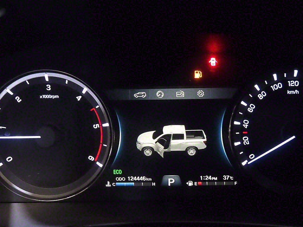 Ssangyong Rexton - Vista 9