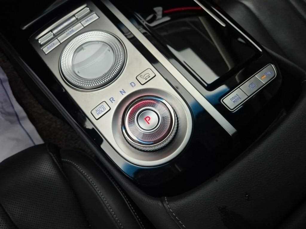 Genesis G80 - Vista 8