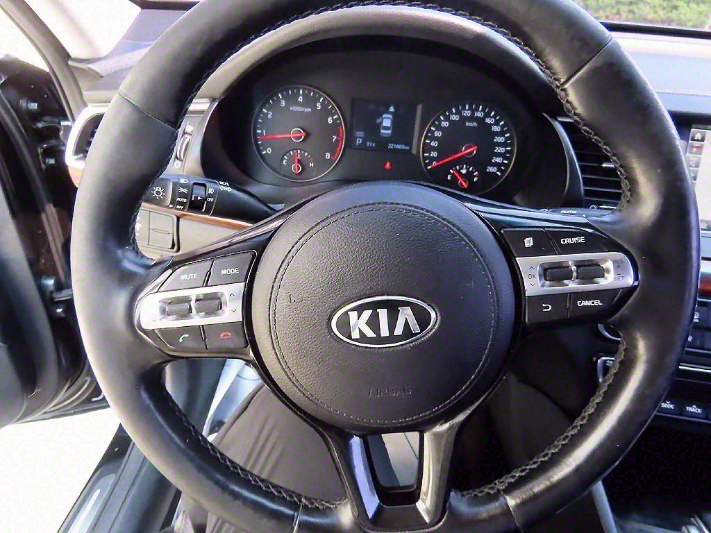 KIA K7 - Vista 8