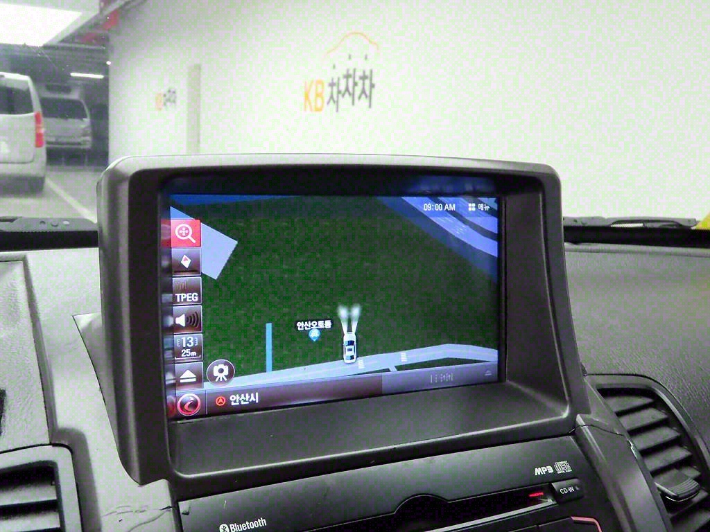 KIA Sorento - Vista 8