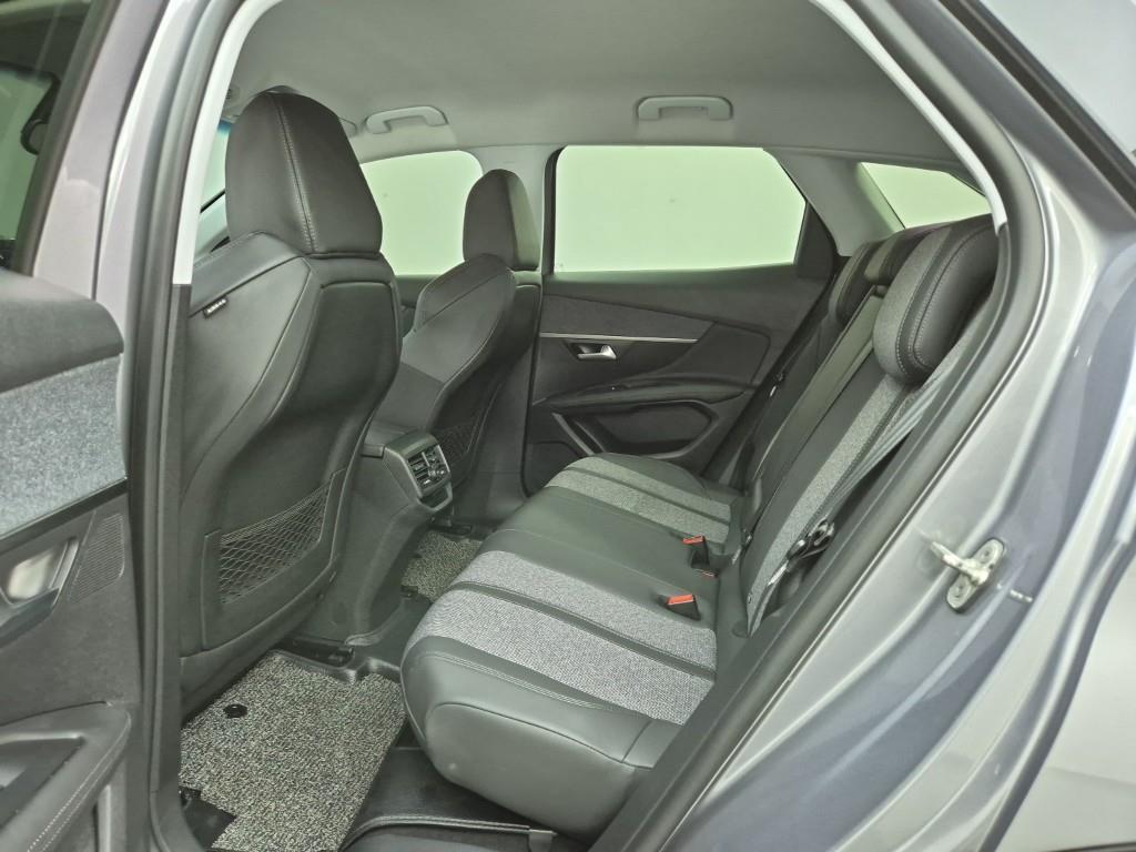 Peugeot 3008 - Vista 12