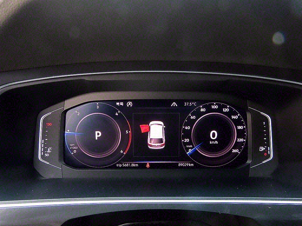 Volkswagen Tiguan - Vista 9