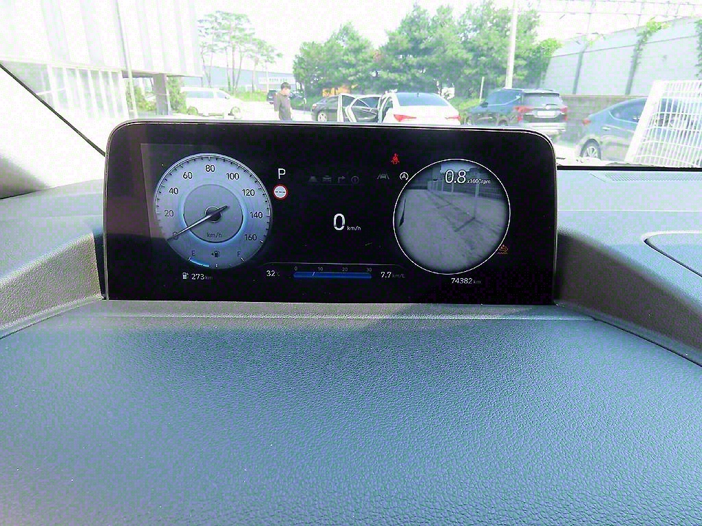 HYUNDAI Staria - Vista 10