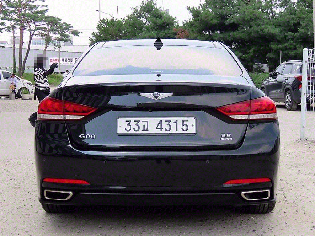 Genesis G80 - Vista 4