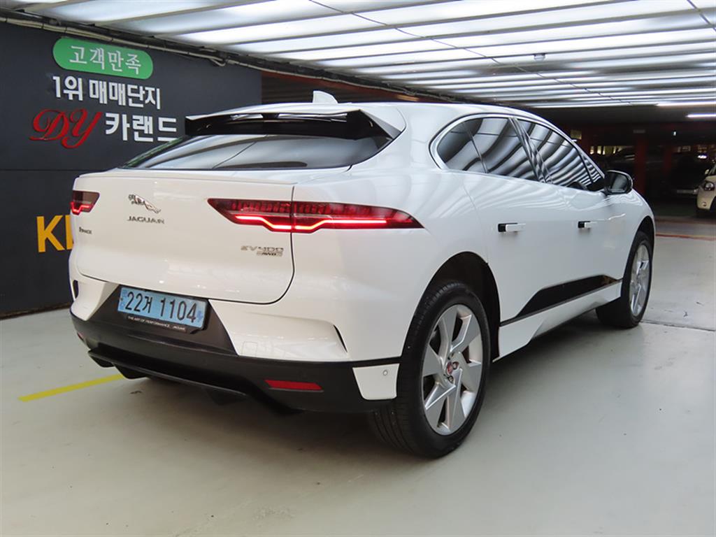 Jaguar I-PACE - Vista 4