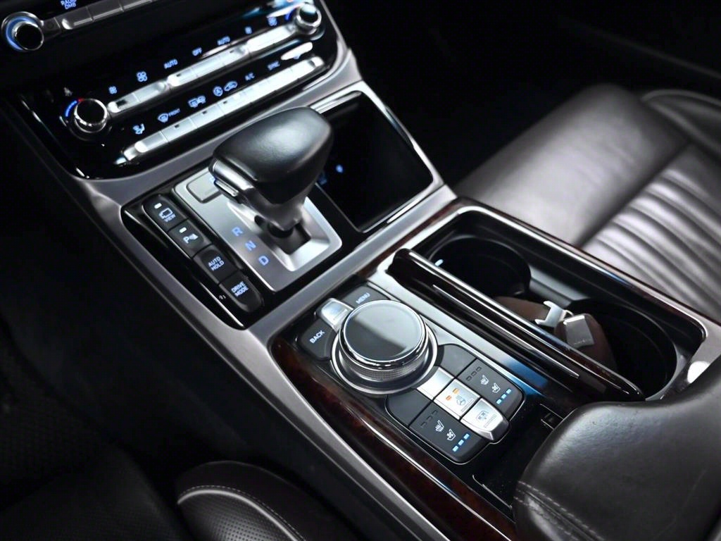 Genesis EQ900 2018 Negro - Importación desde Corea - HF Imports Iquique - Foto 9