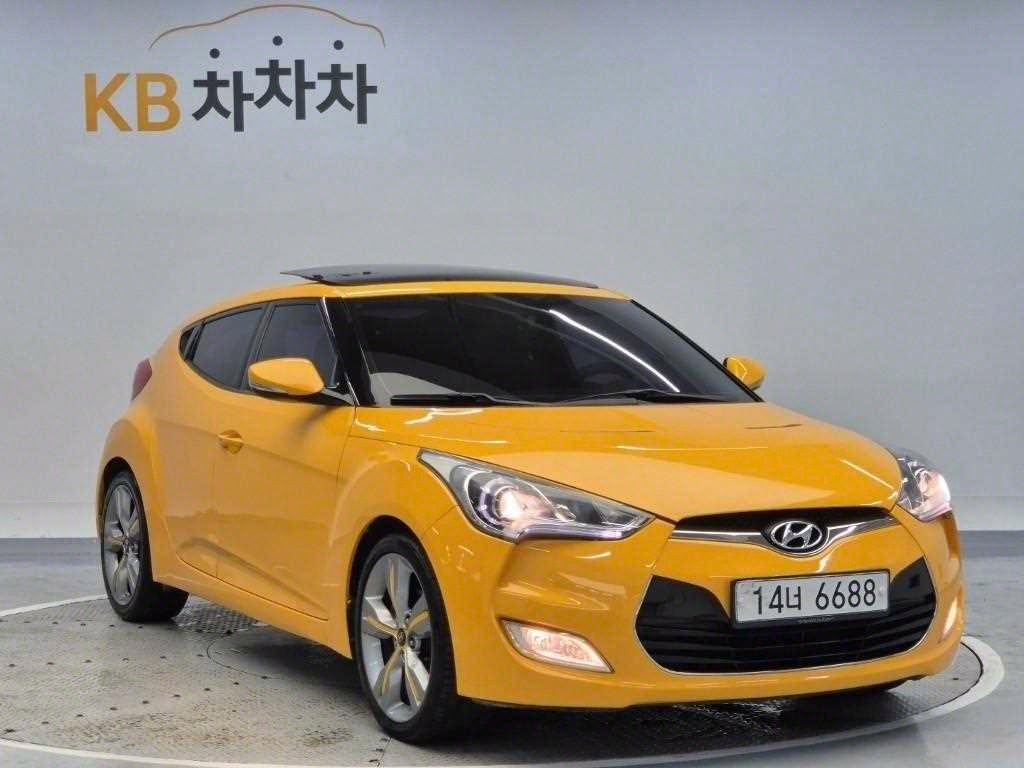 HYUNDAI Veloster - Vista 4