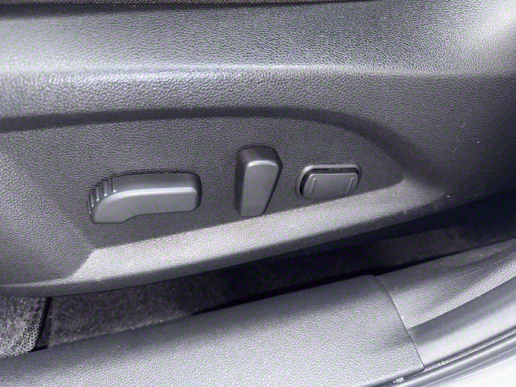 SAMSUNG QM6 - Vista 8