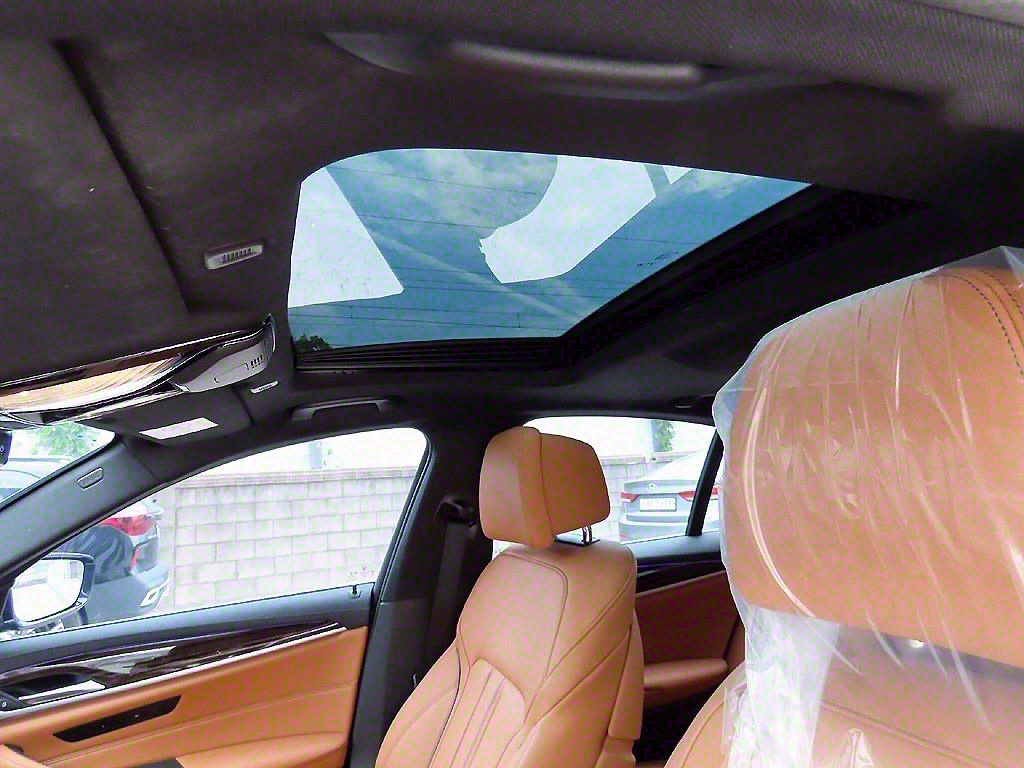 BMW 5 Series 2021 Azul - Importación desde Corea - HF Imports Iquique - Foto 18