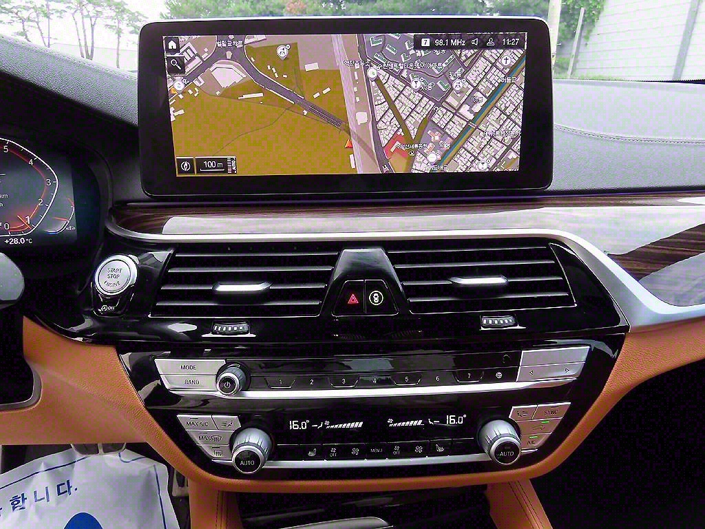 BMW 5 Series 2021 Azul - Importación desde Corea - HF Imports Iquique - Foto 13