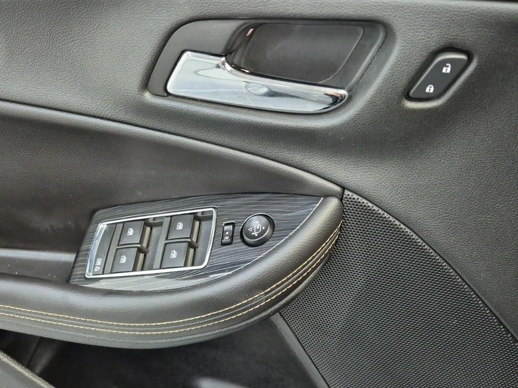 Chevrolet Impala - Vista 12