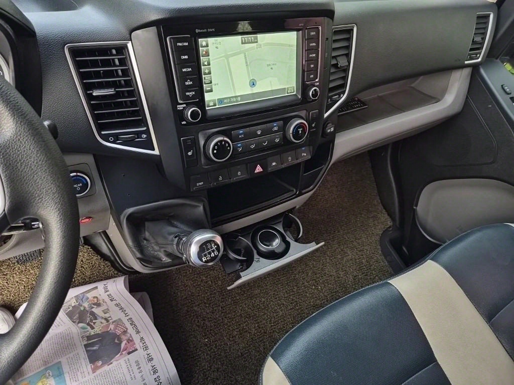 HYUNDAI Solati 2016 Negro - Importación desde Corea - HF Imports Iquique - Foto 17