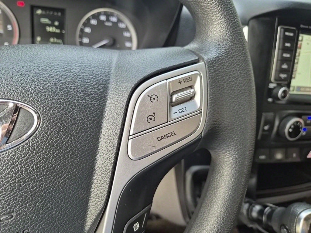 HYUNDAI Solati - Vista 6