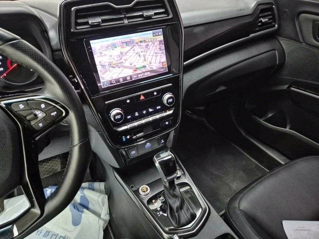 Ssangyong Tivoli - Vista 10