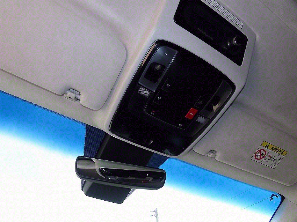 HYUNDAI Staria 2023 Blanco - Importación desde Corea - HF Imports Iquique - Foto 15