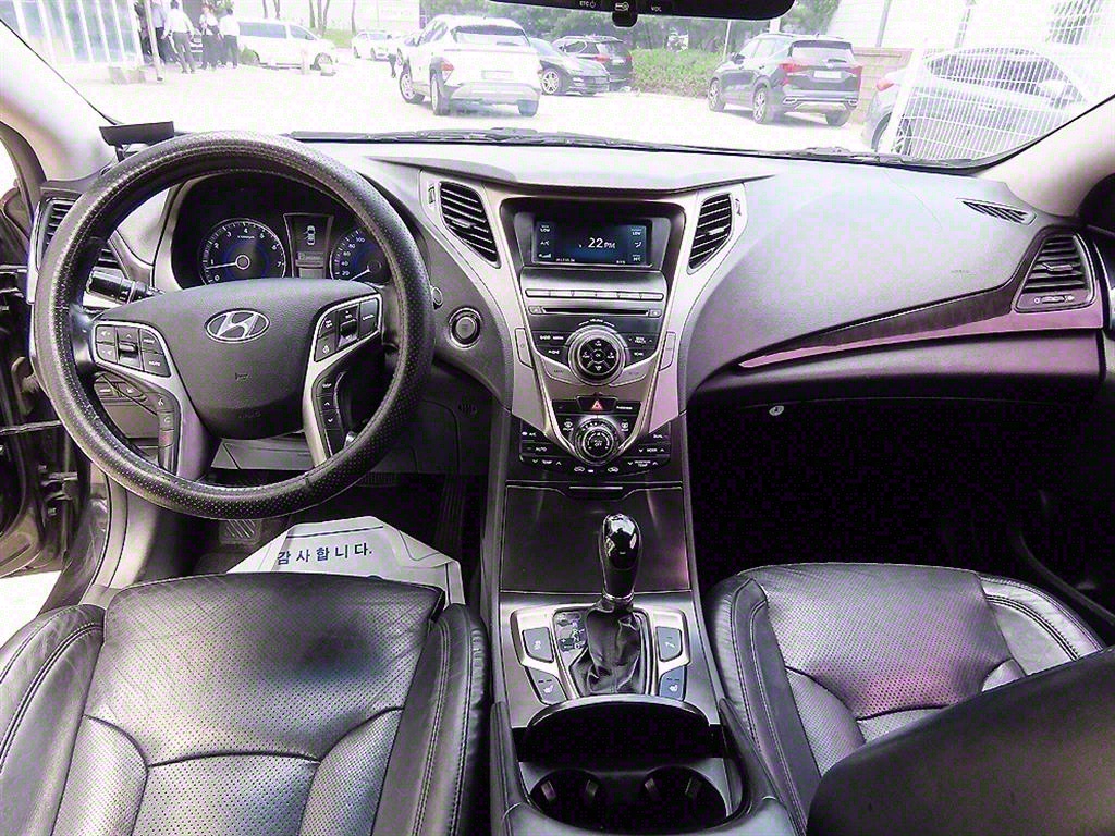 HYUNDAI Grandeur - Vista 7