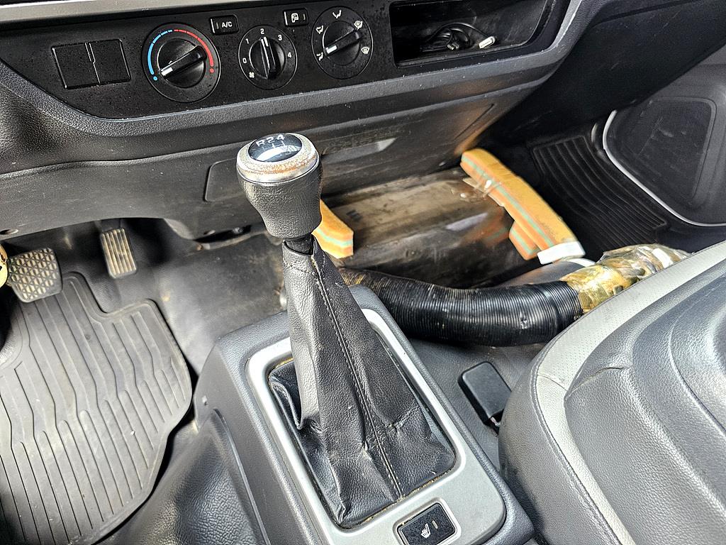 medium and large cargo Cargo 2015 Blanco - Importación desde Corea - HF Imports Iquique - Foto 13