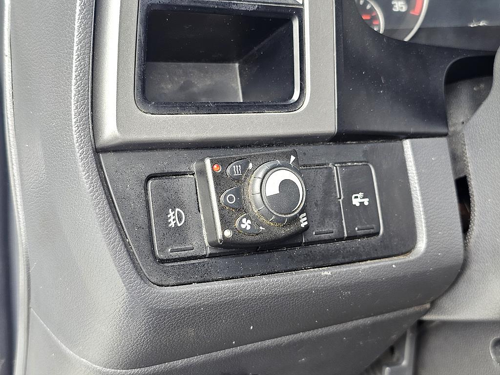 medium and large cargo Cargo - Vista 9