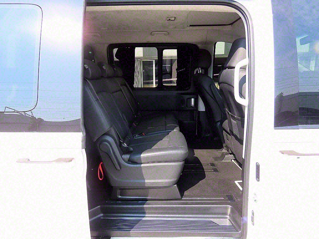 HYUNDAI Staria - Vista 7