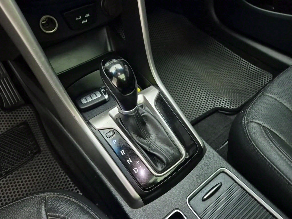 HYUNDAI i30 - Vista 8