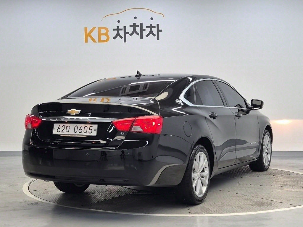 Chevrolet Impala - Vista 4