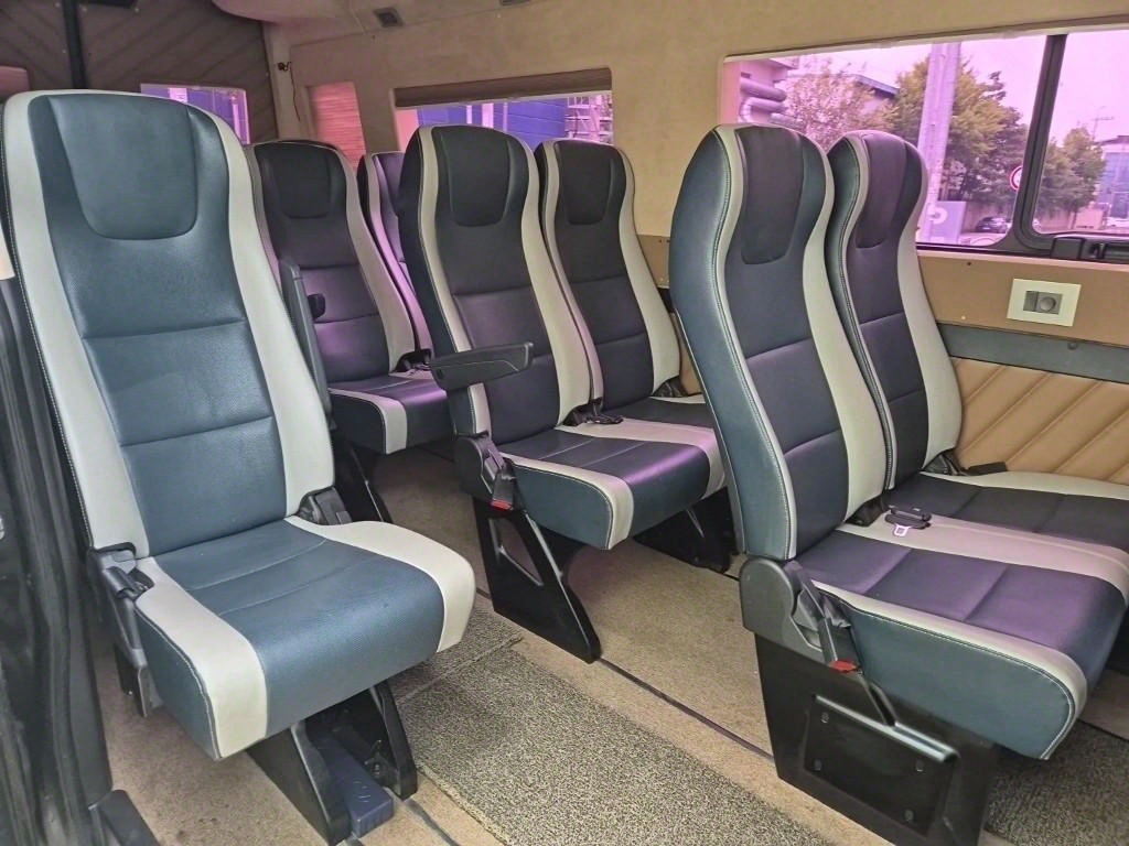 HYUNDAI Solati 2016 Negro - Importación desde Corea - HF Imports Iquique - Foto 13