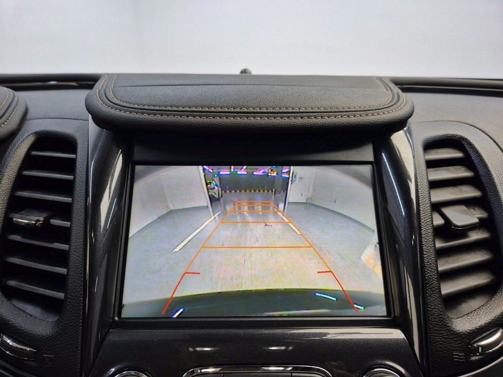 Chevrolet Impala - Vista 8