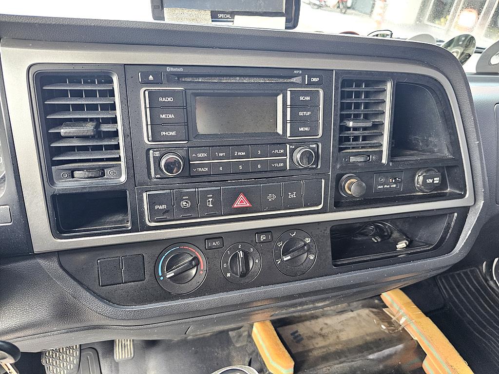 medium and large cargo Cargo - Vista 12