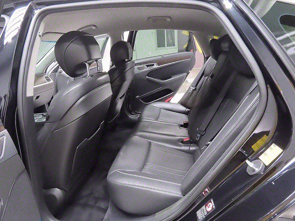 Genesis G80 2019 Negro - Importación desde Corea - HF Imports Iquique - Foto 8