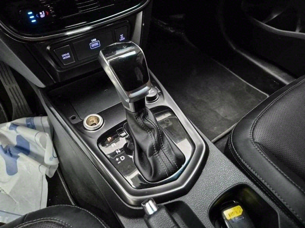 Ssangyong Tivoli - Vista 8