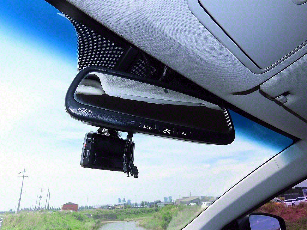 HYUNDAI Avante - Vista 12