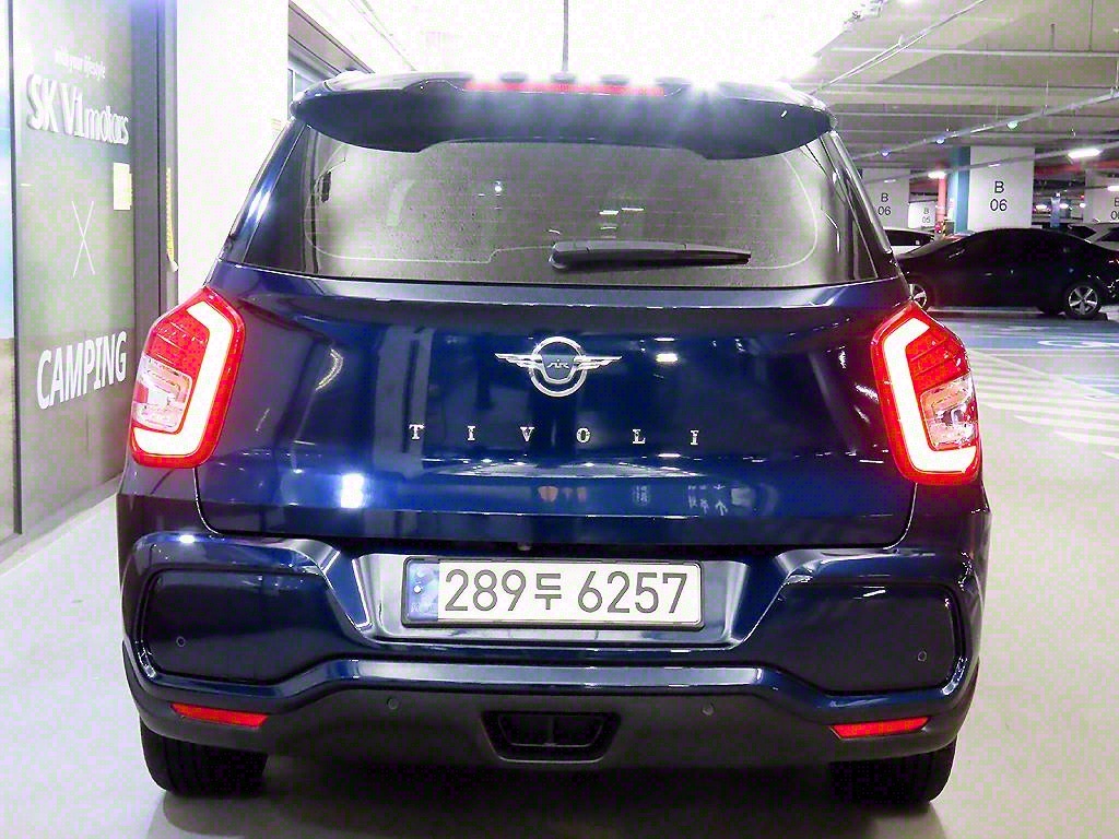 Ssangyong Tivoli - Vista 5