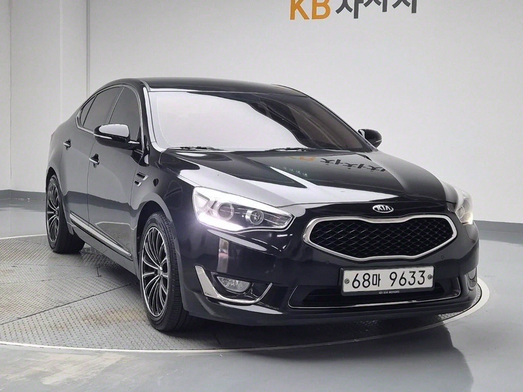 KIA K7 - Vista 4